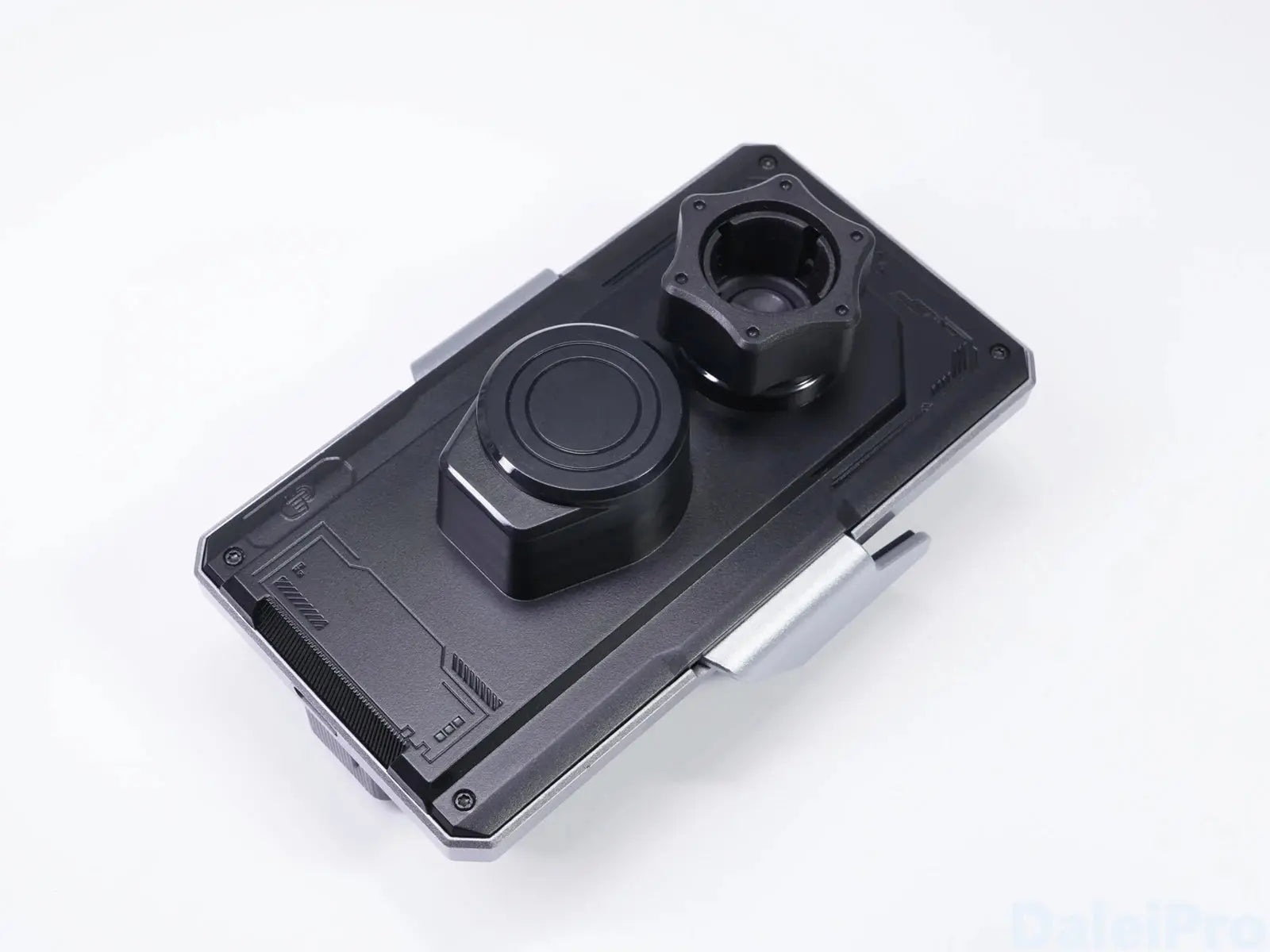 Car Smart Sensing Automatic Clamping Mounts For Samsung iPhone Xiaomi Phone Holder Wireless Charger Mounts 15W/66W Fast Charging - Magic Remotes